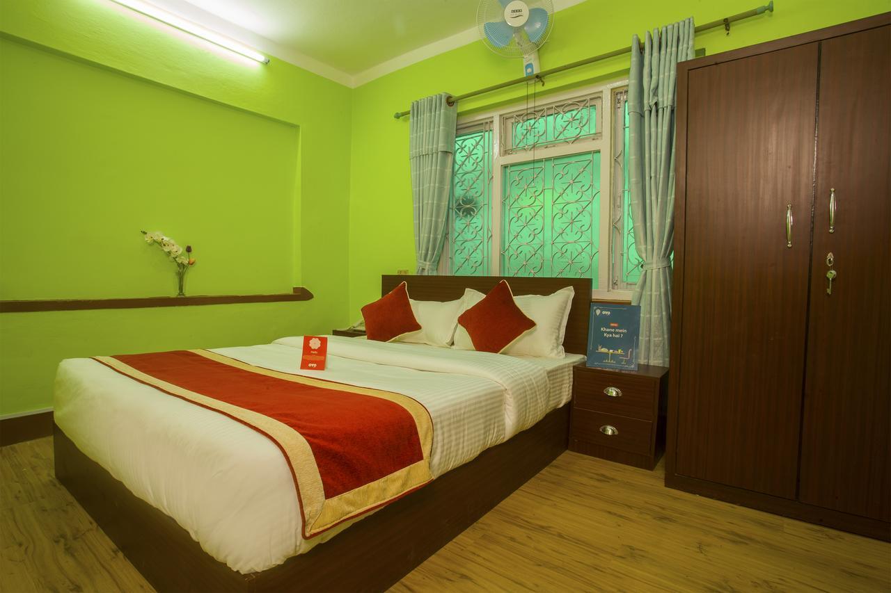 Oyo 146 Somewhere Hotel & Resturant Kathmandu Exteriör bild