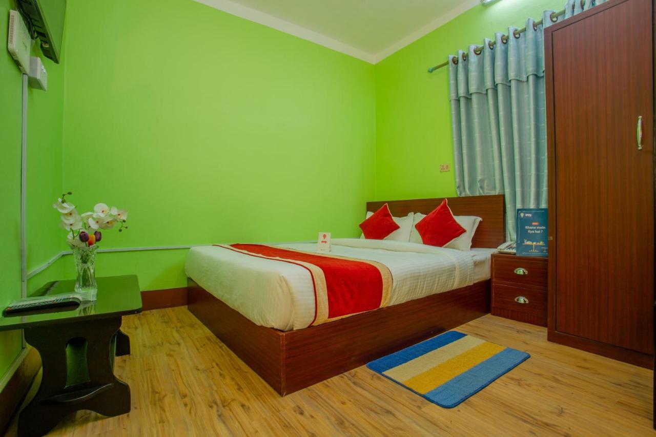 Oyo 146 Somewhere Hotel & Resturant Kathmandu Exteriör bild